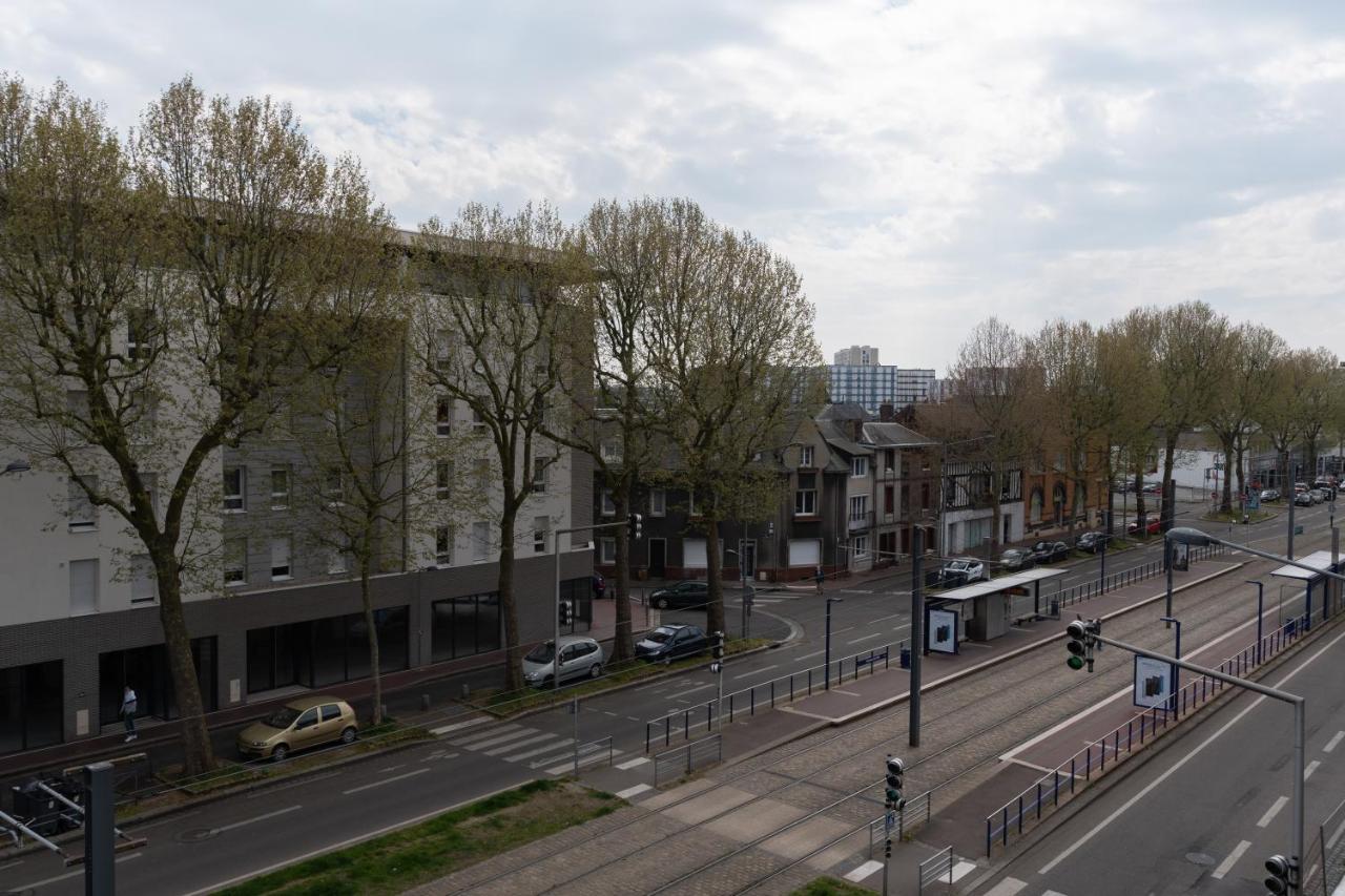 Appartement T3 Duplex➽METRO➽ Parking➽ Entrée autonome➽NET FLIX à Rouen Extérieur photo